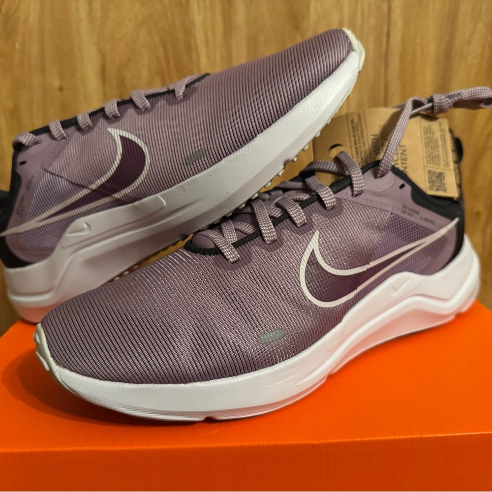 New, Nike Downshifter 12 "Amethyst Wave" Purple Sneakers, size 7.5 women's